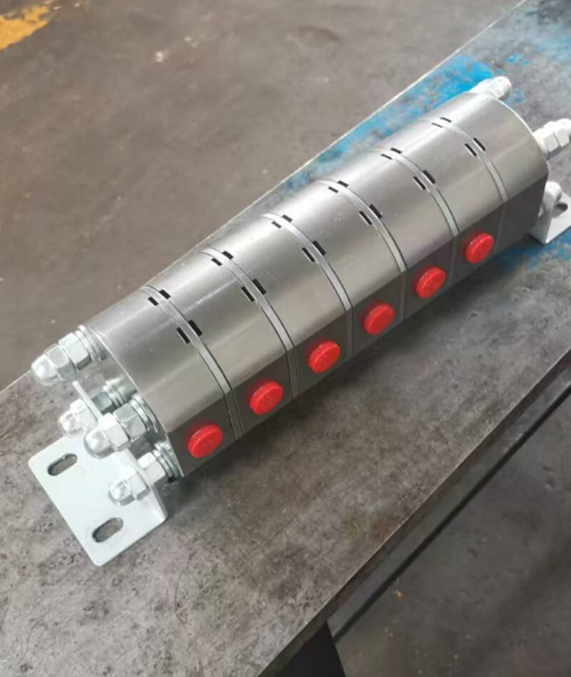 Система синхронизации тяжелых грузовиков AGV 2.jpg